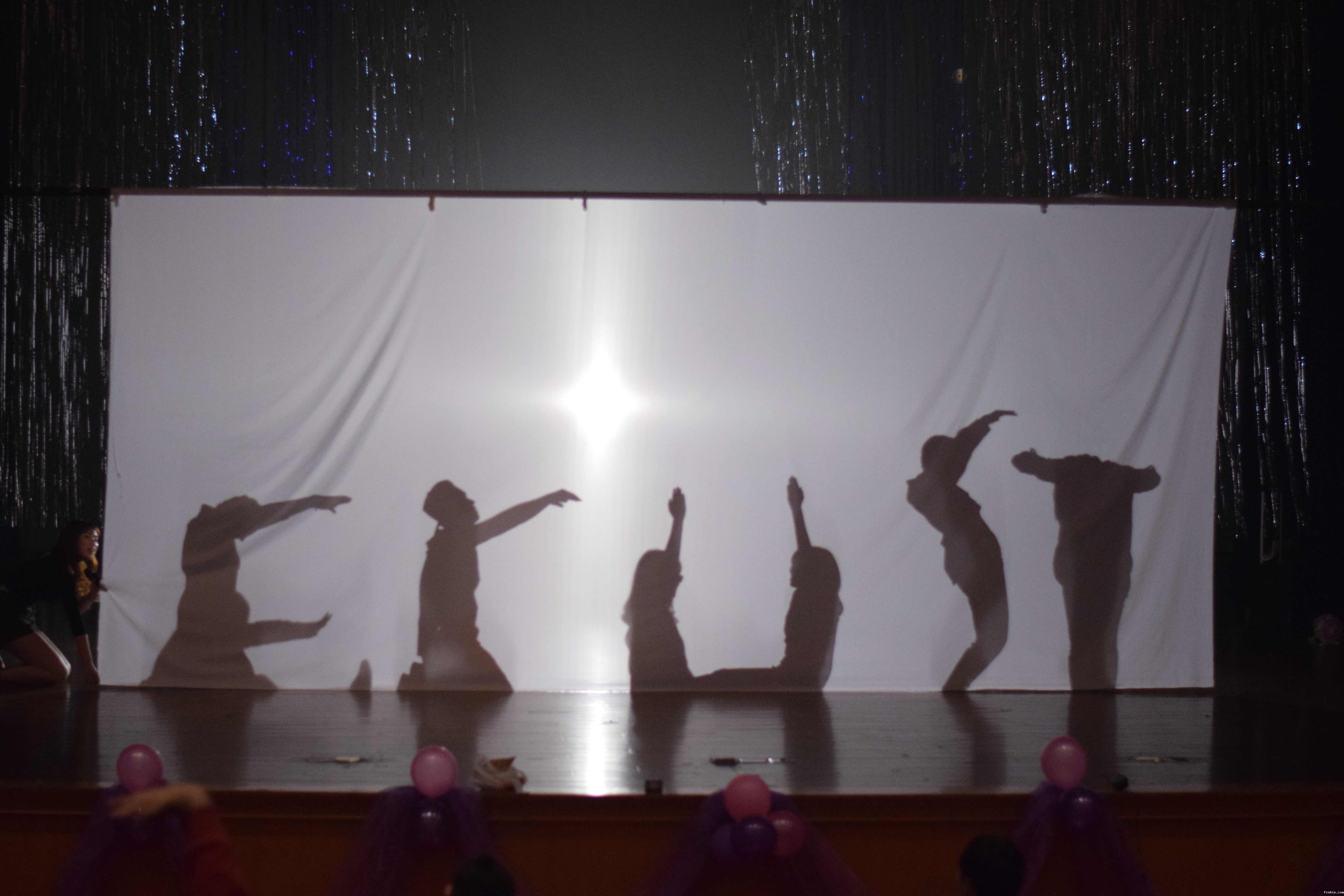 精彩的晚会现场